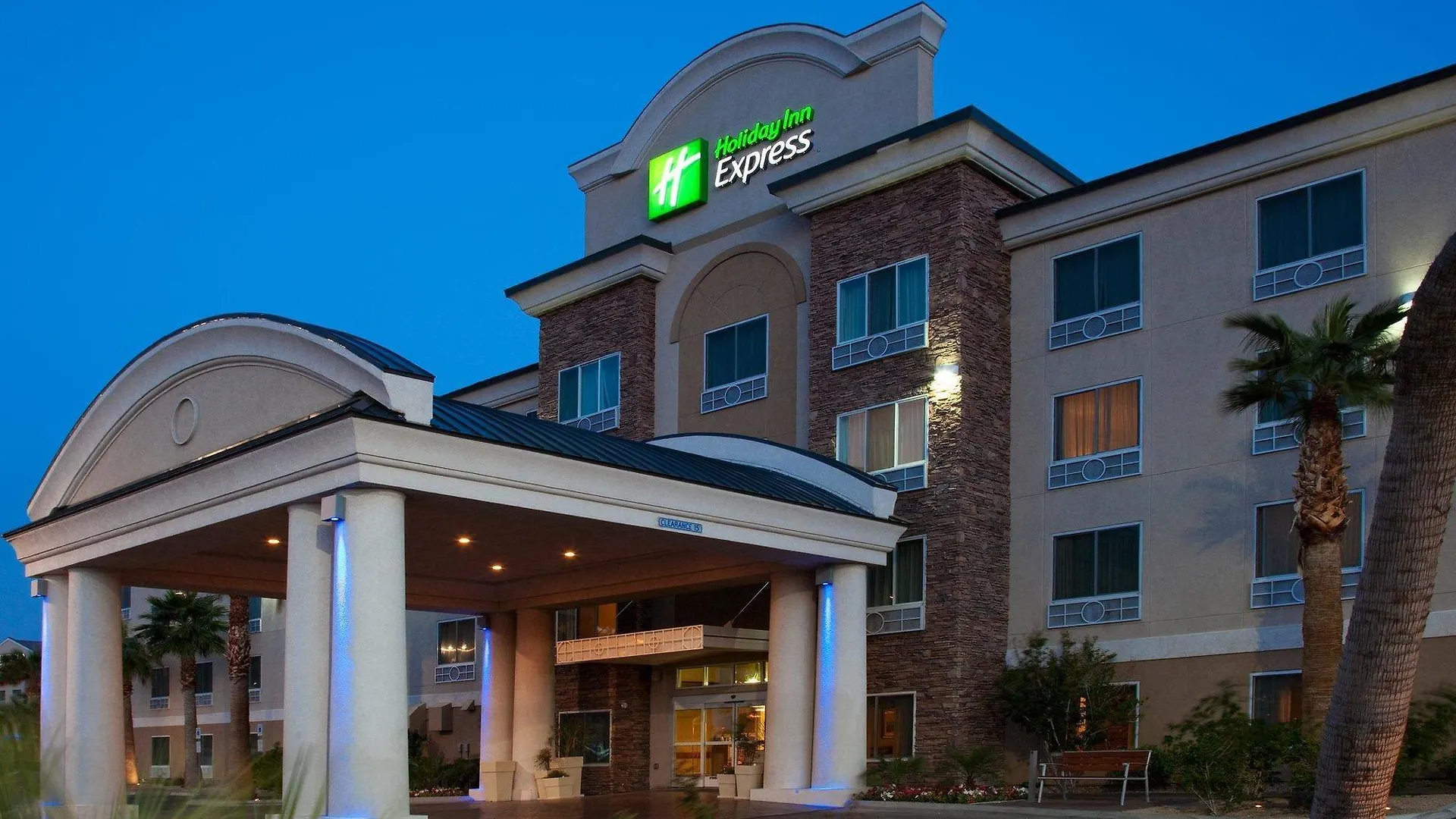 Holiday Inn Express Las Vegas Stadium Area By Ihg Hotel