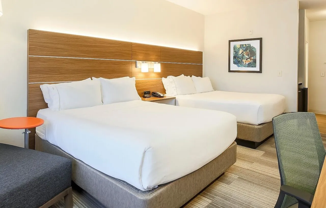 Hotel Holiday Inn Express Las Vegas Stadium Area By Ihg