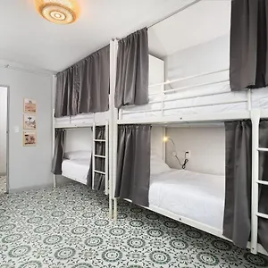 Auberge de jeunesse Bungalows Hostel